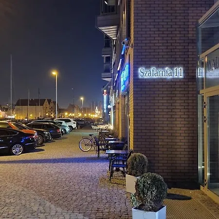 Lily - Waterlane Pool & Gym * Gdańsk