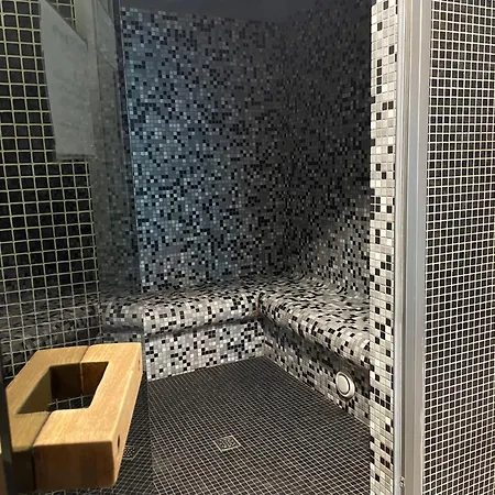 Lily - Waterlane Pool&gym Apartament