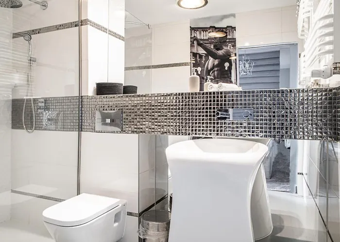 Lily - Waterlane Pool & Gym 公寓 *