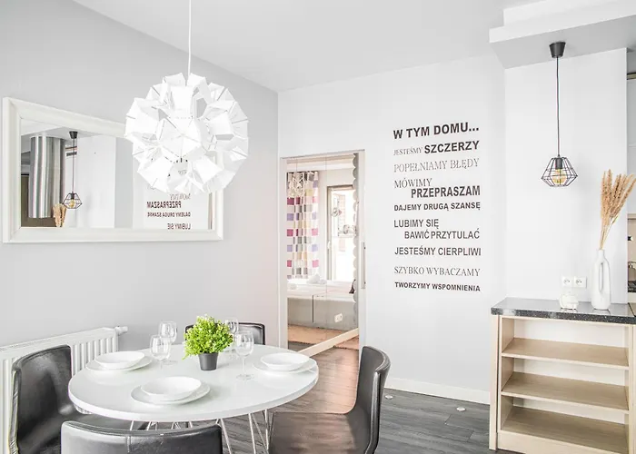 Lily - Waterlane Pool & Gym *