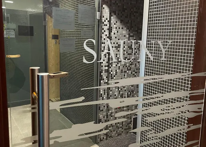 Lily - Waterlane Pool & Gym